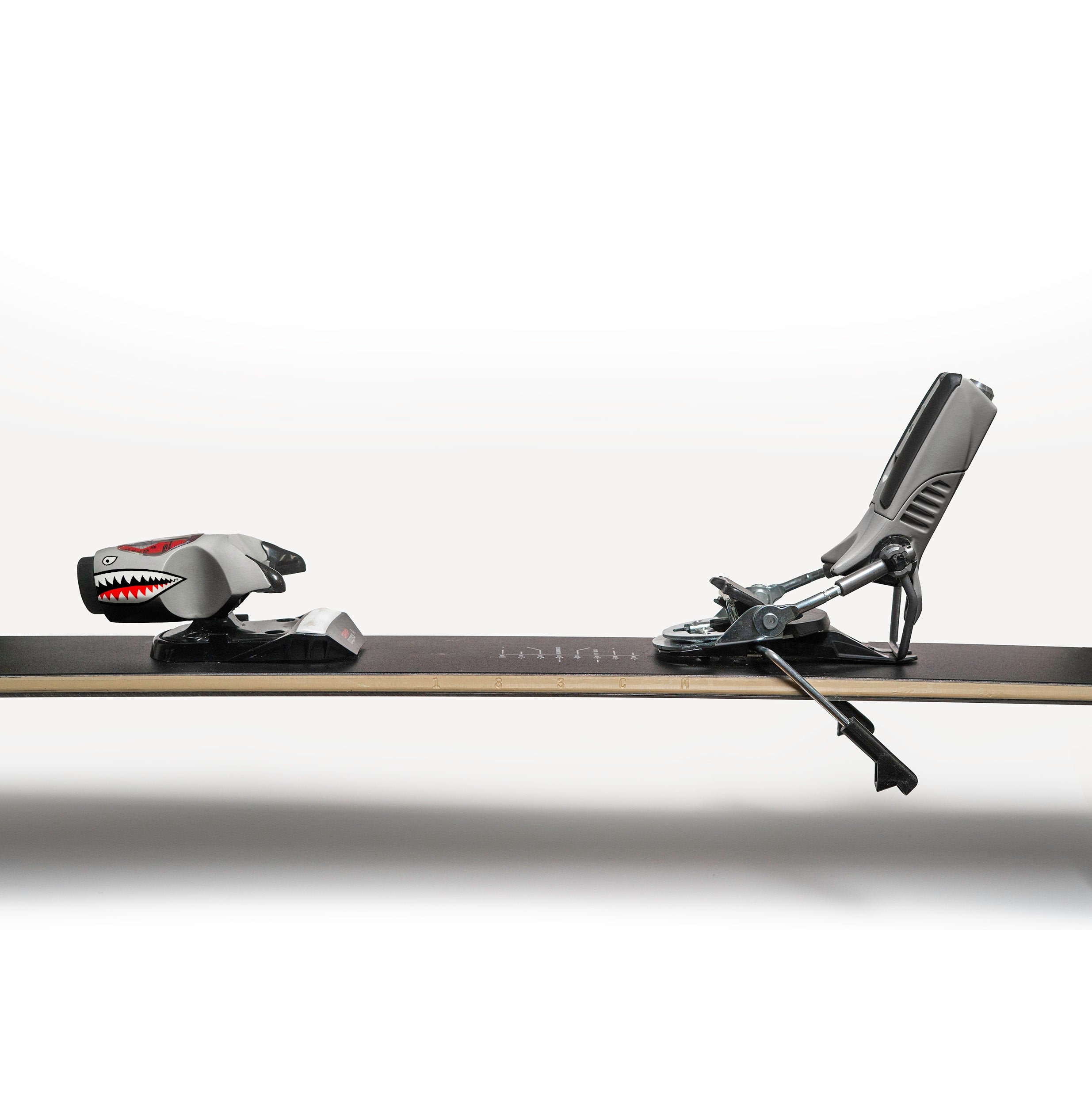 Crasheur Pivot 2.0 - Shark Nose