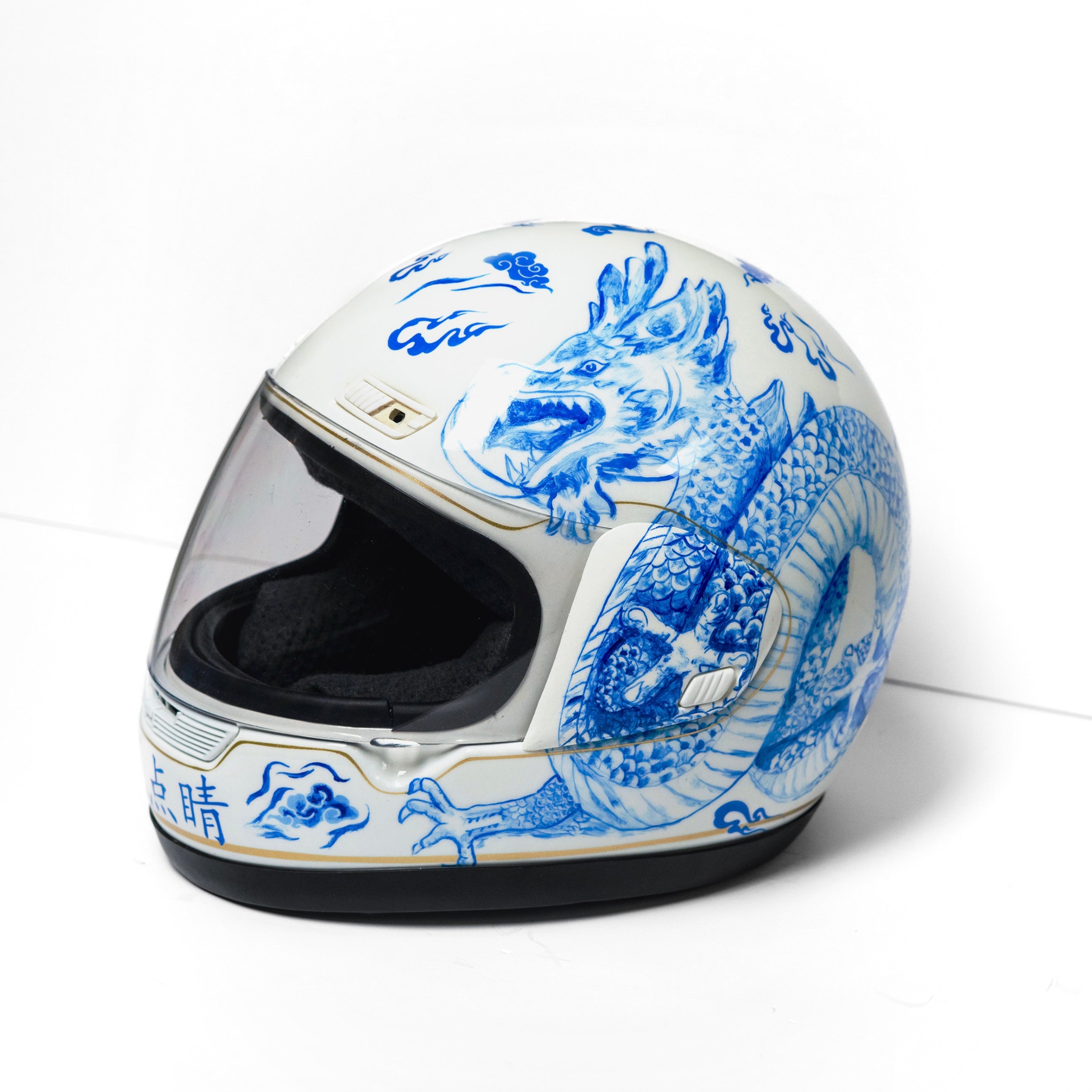 Helmet Paint Design & Paint Queue Booking