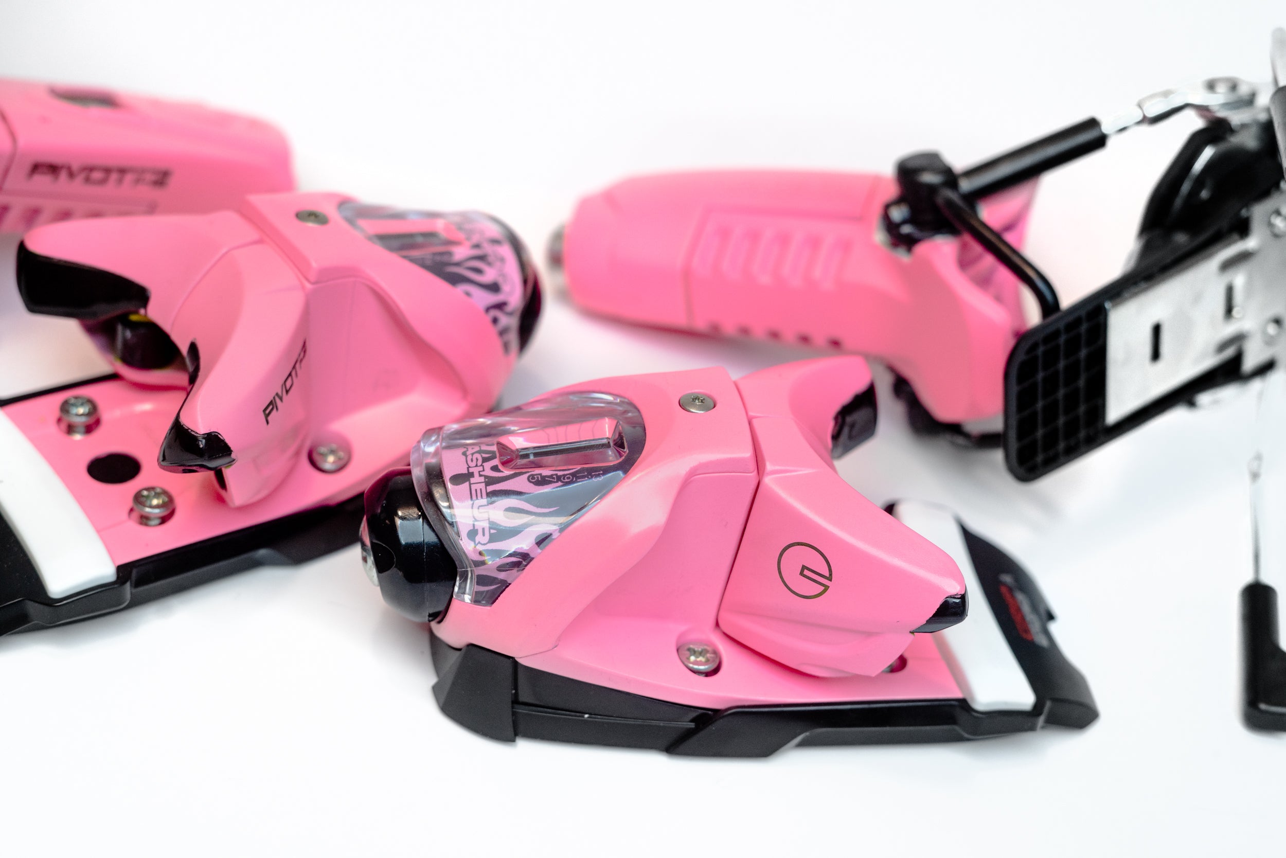 Pivot 14 - Bubblegum Pink