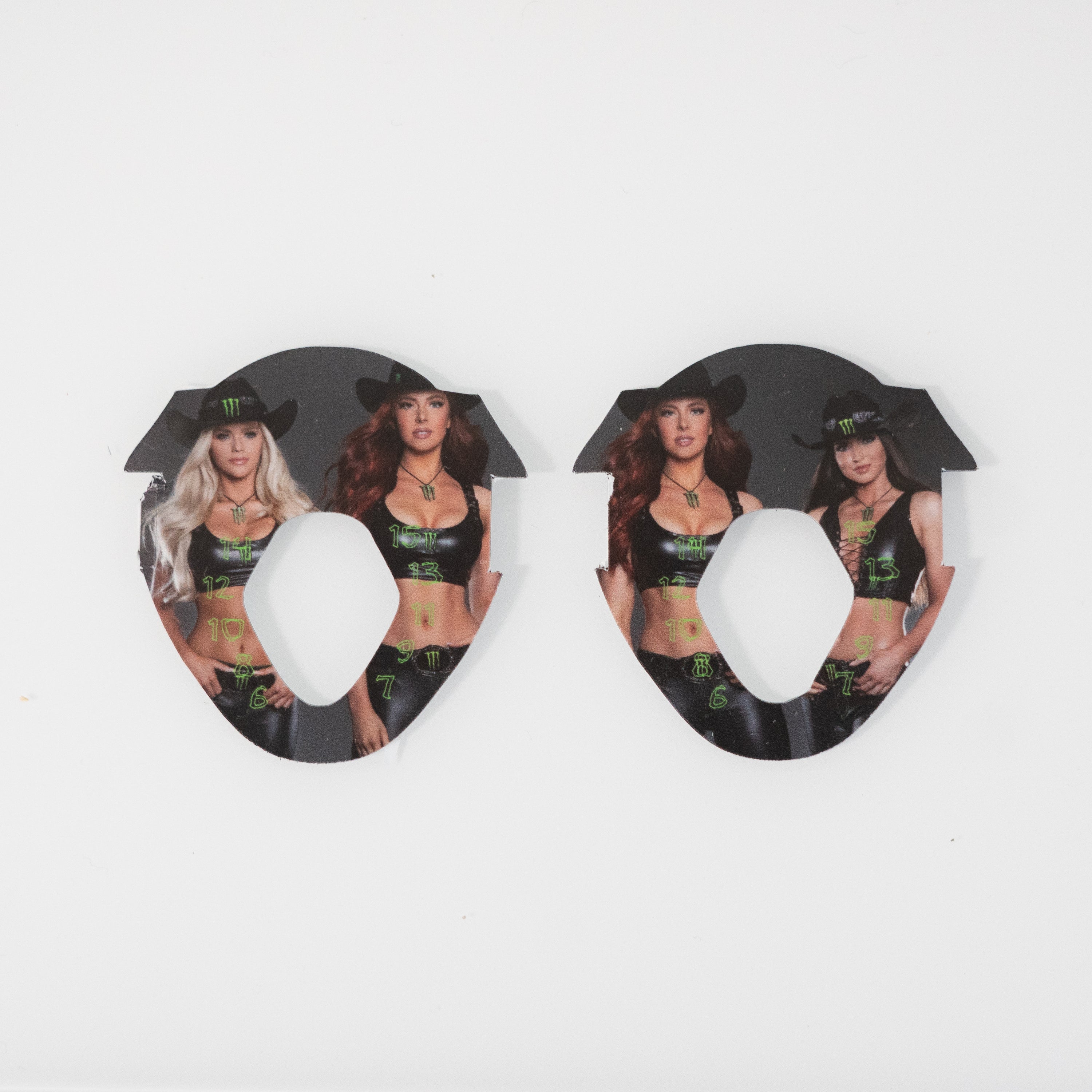 DIN INSERT ARCHIVE - 15 & 18 - 23'/24'