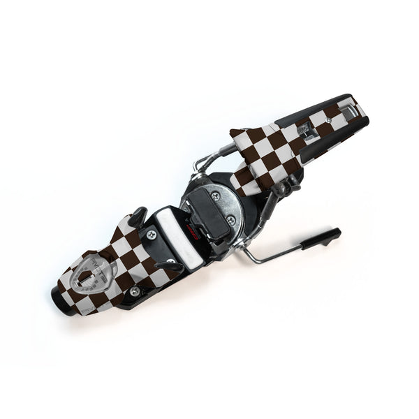 PIVOT2_Checkered_Angled_grande